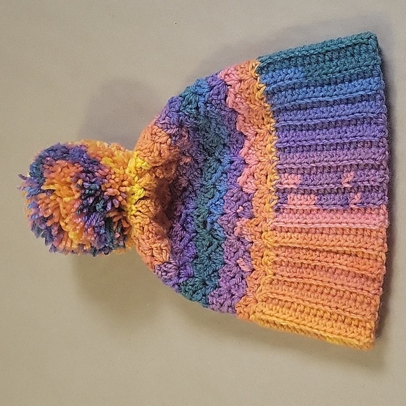 Handmade toque - Picture 2 of 4